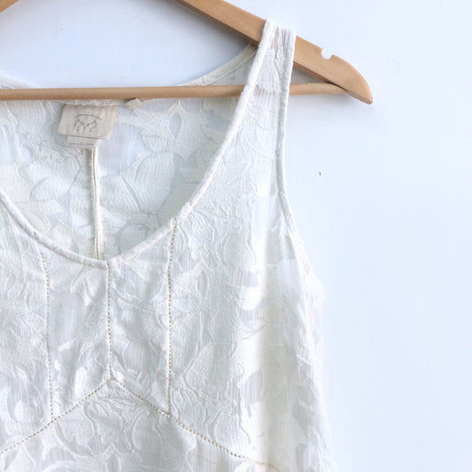 Vanessa Virginia Lace Swing Tank - size Medium