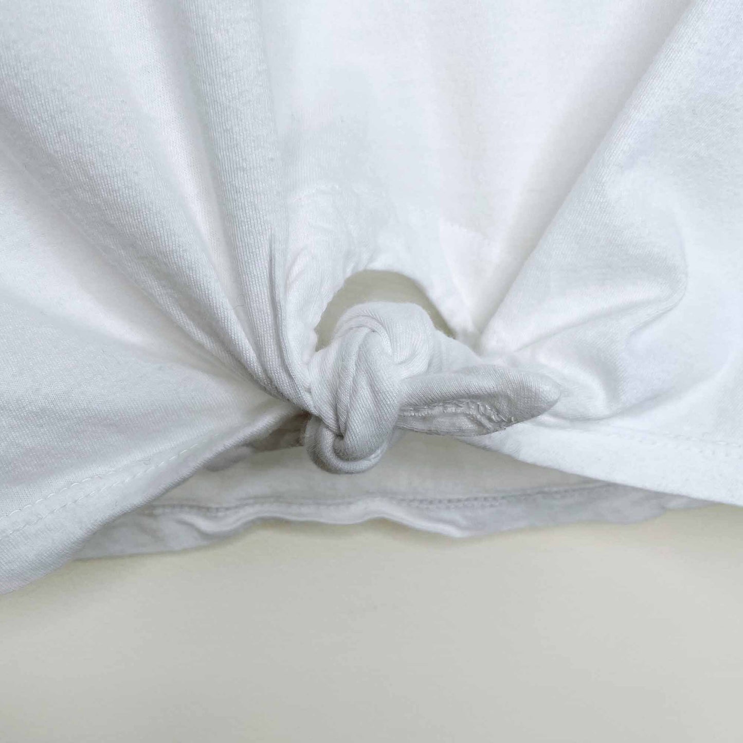 h&m venice california cropped tie-front tee - size xs