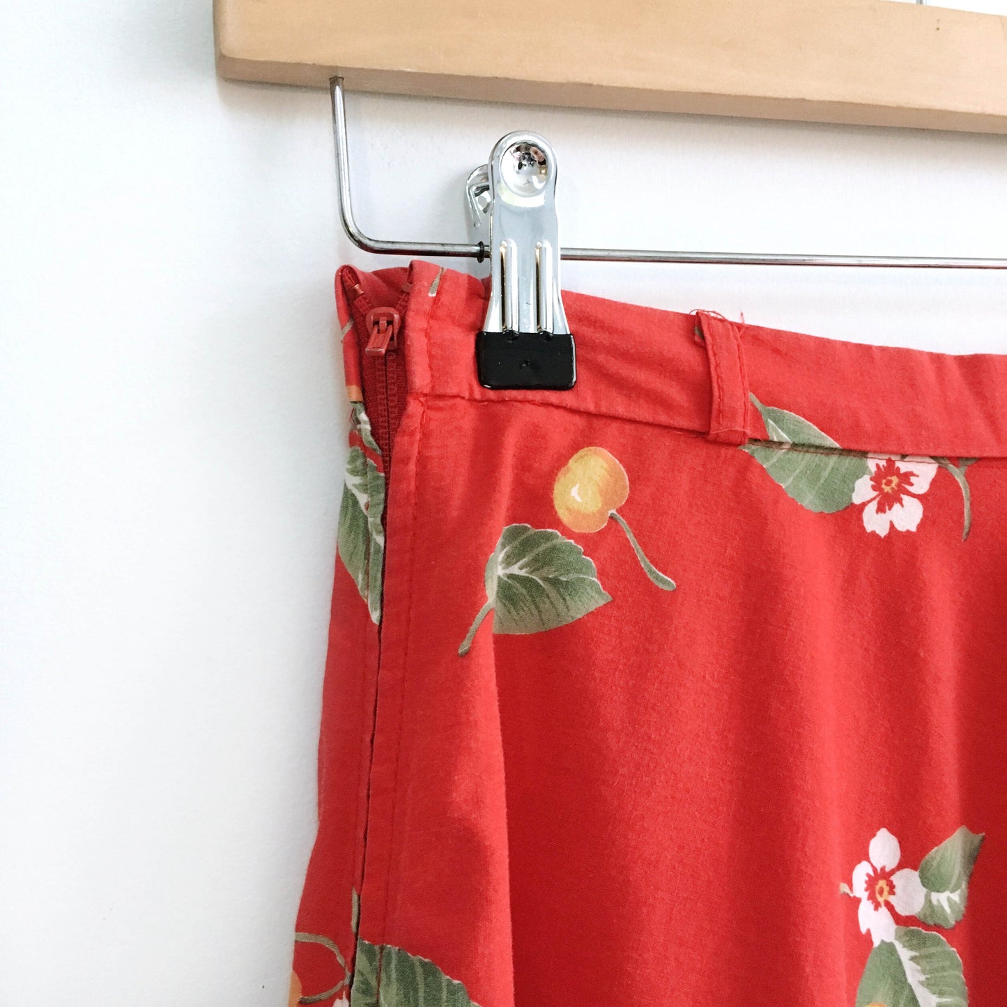 Vintage Peach Blossom A-Line Skirt - size 38