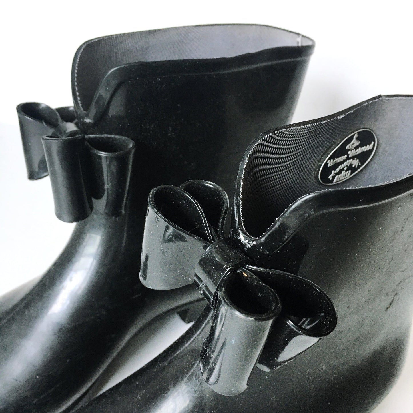 Vivienne Westwood x Melissa Bow Ankle Boot - size 9