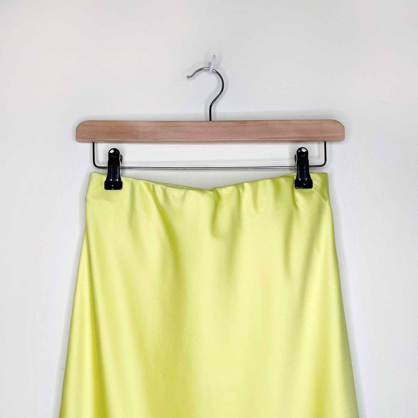 nwt warehouse crepe satin midi skirt - size 10