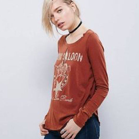 We the Free Nova Saloon Keyhole Top - size Small