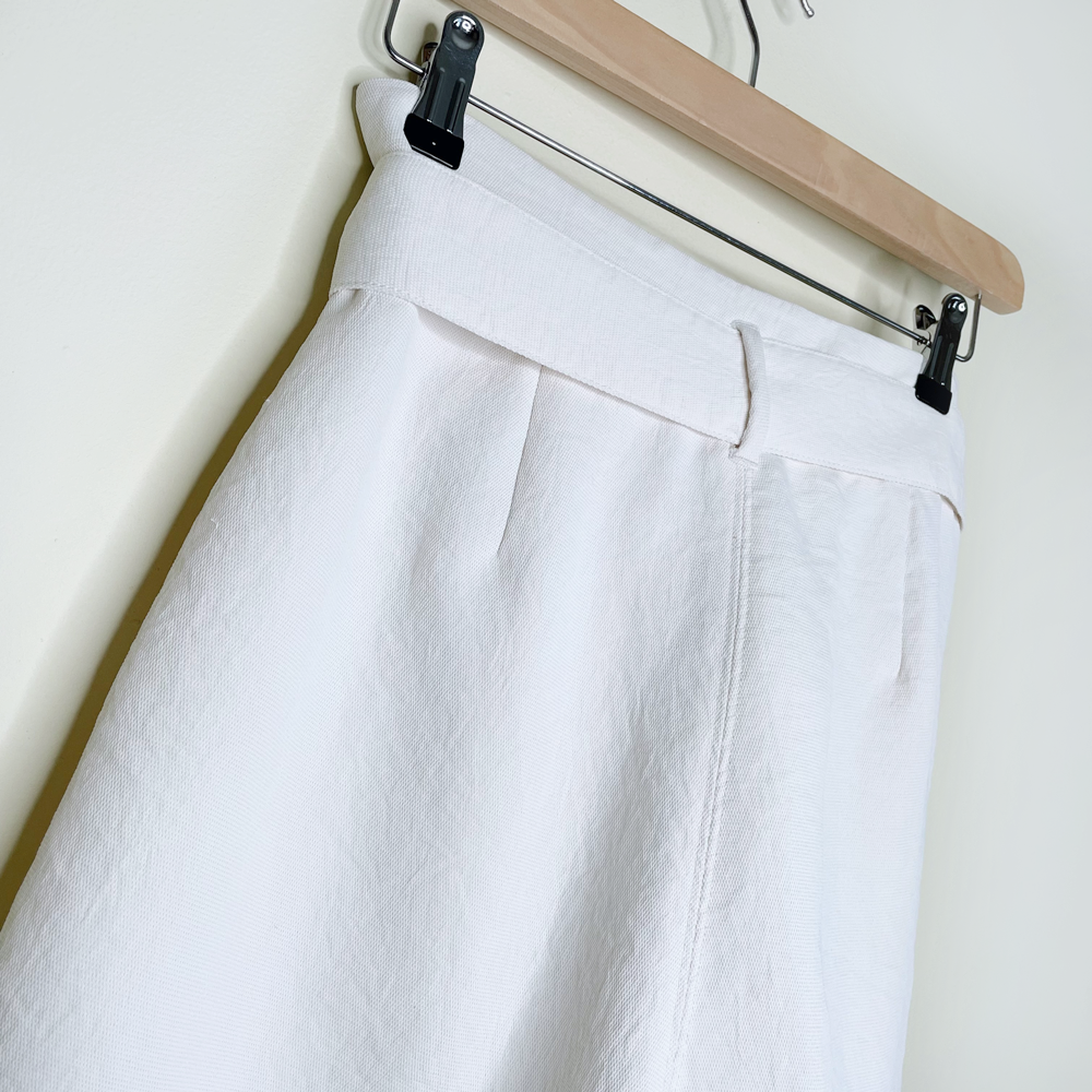 wilfred high rise new gelas paper bag shorts - size 8