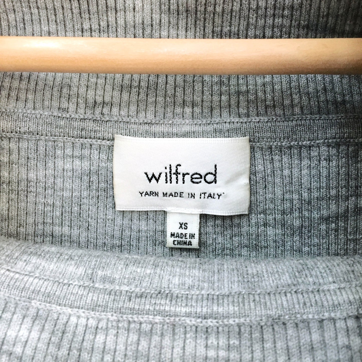 Wilfred off shoulder Croquis Sweater - size xs