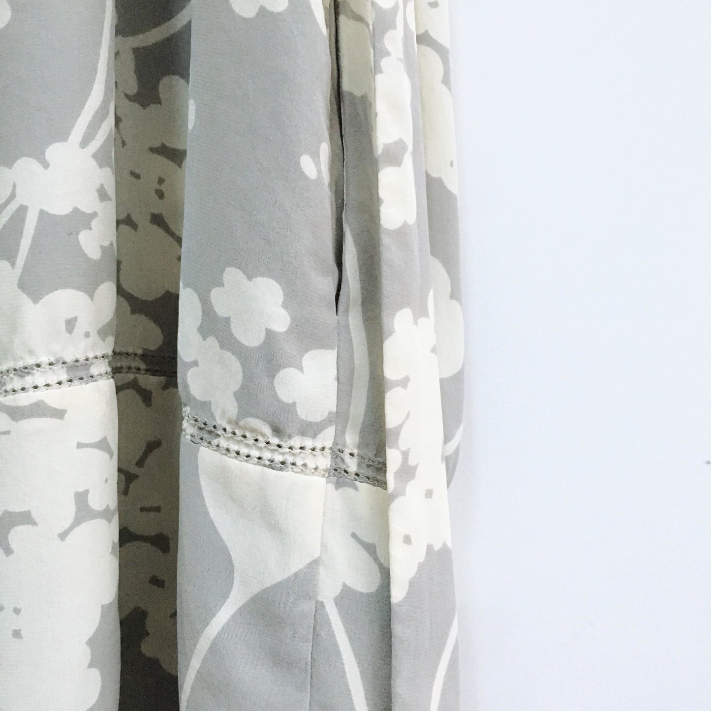 Wilfred silk dress - size Medium