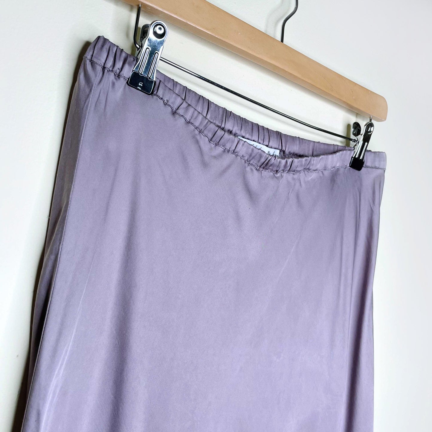 young fabulous & broke felicity satin slip midi skirt - size medium