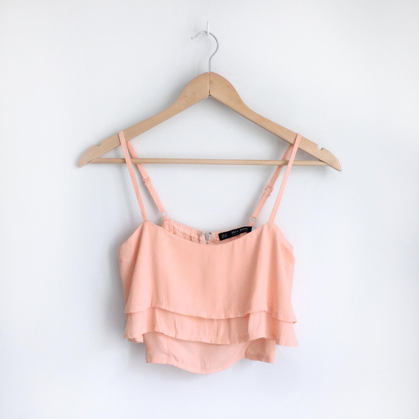 NWOT Zara peach layered crop tank - size Medium