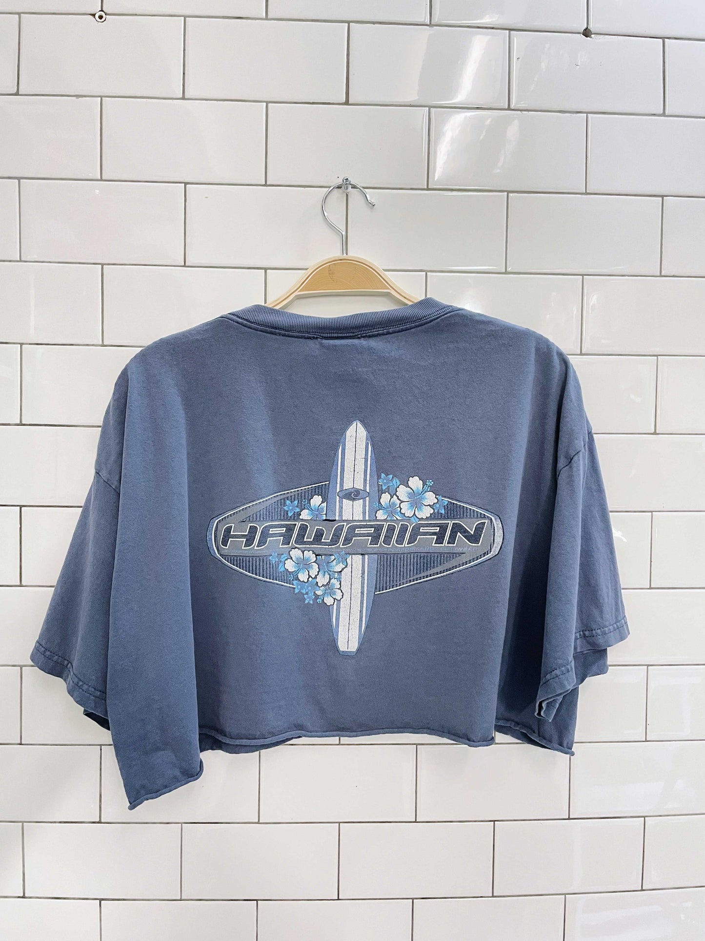 y2k hawaiian surfwear croped tee
