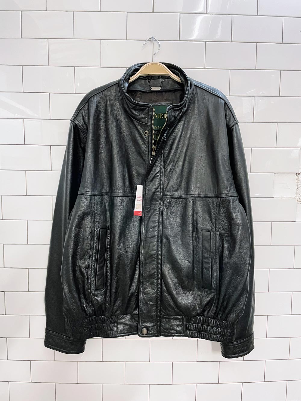 vintage danier heavy leather bomber jacket