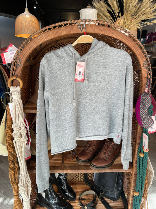 levi's studded sleeve cropped hoodie