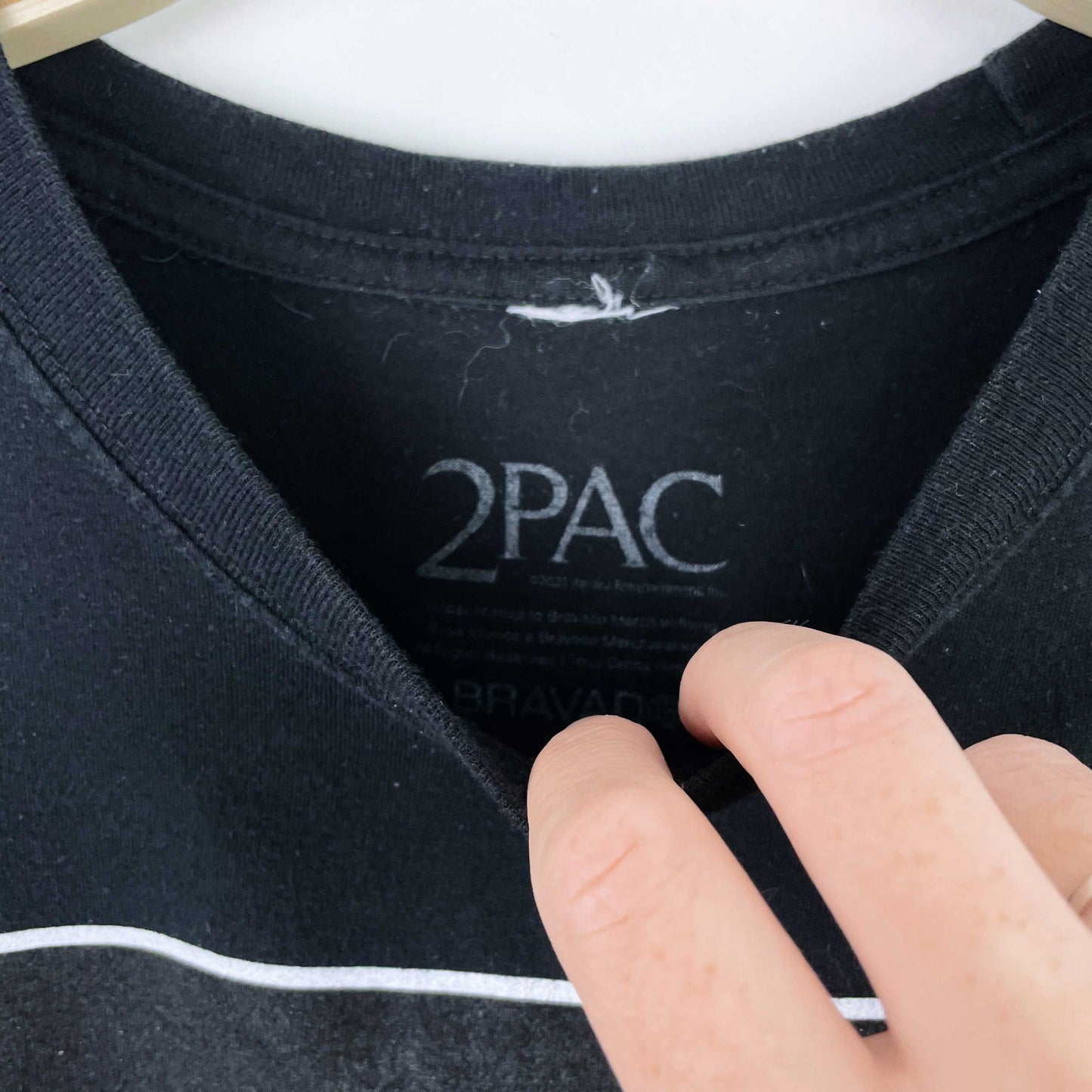 bravado tupac shakur praying hands tee