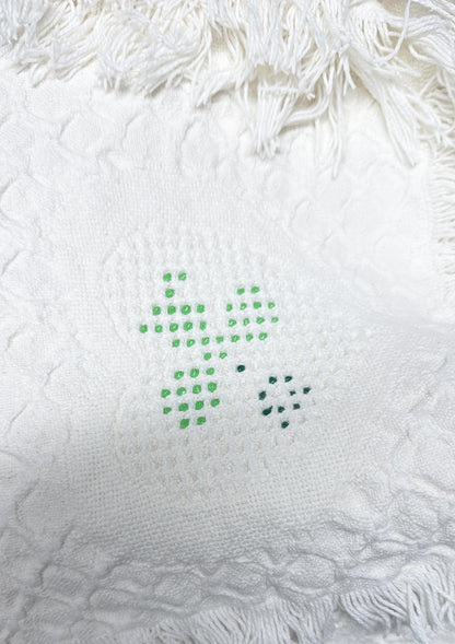 vintage 00s woven hearts throw blanket