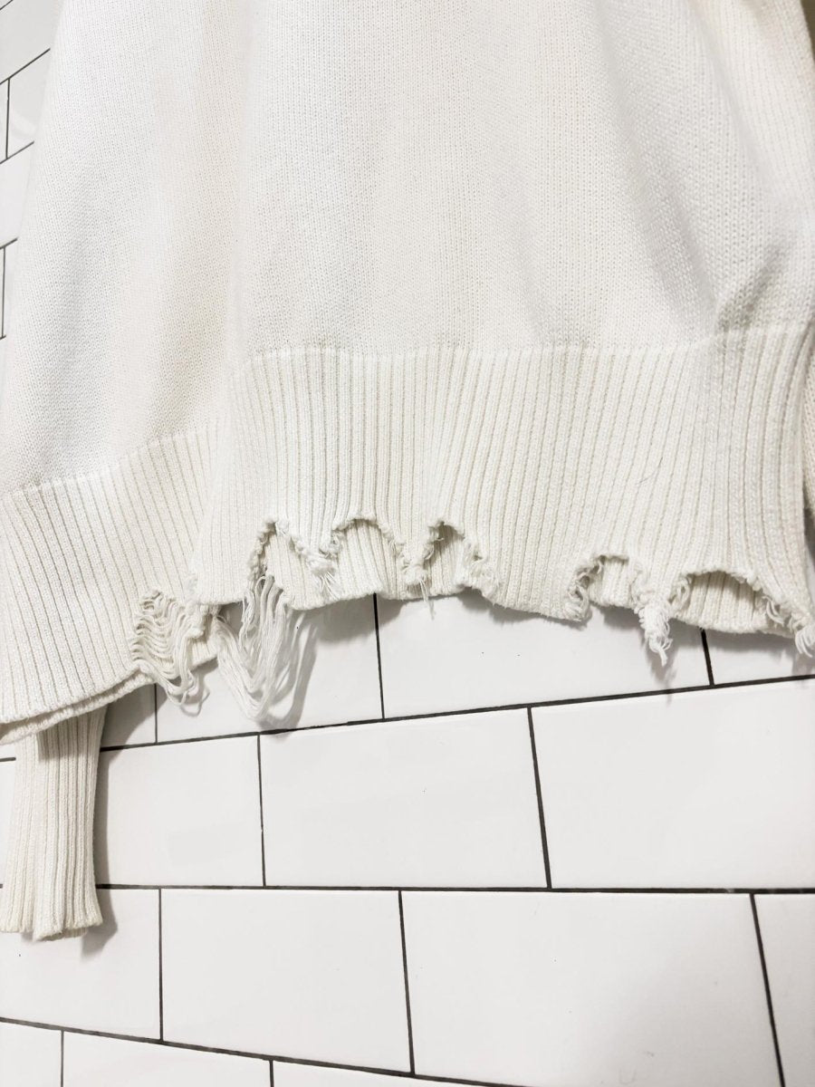 525 distressed hem knit sweater - good market thrift store