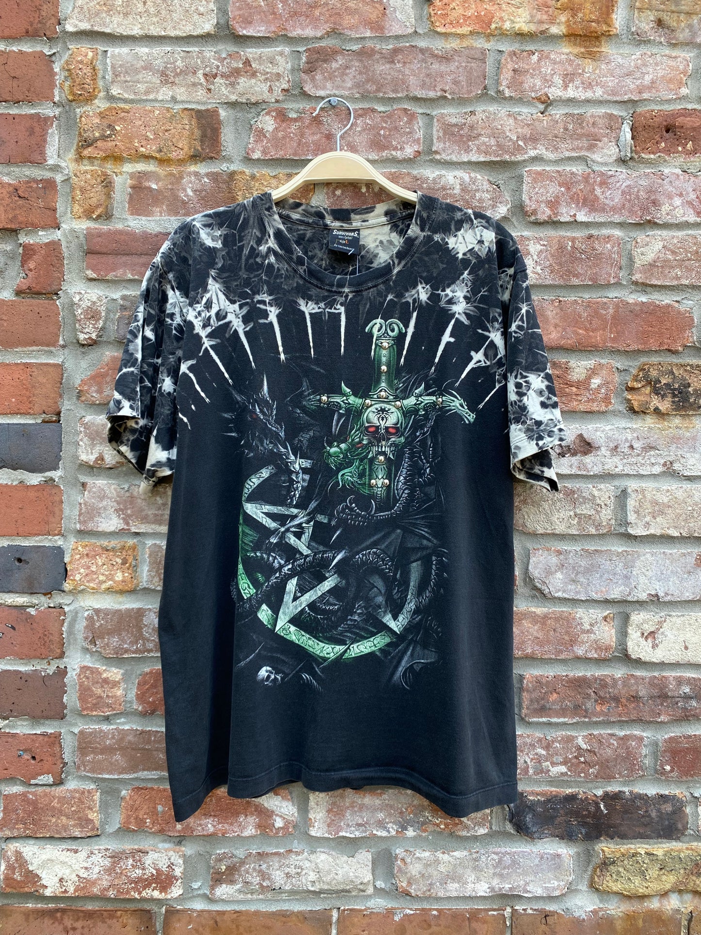 vintage 90s survivors skull tee