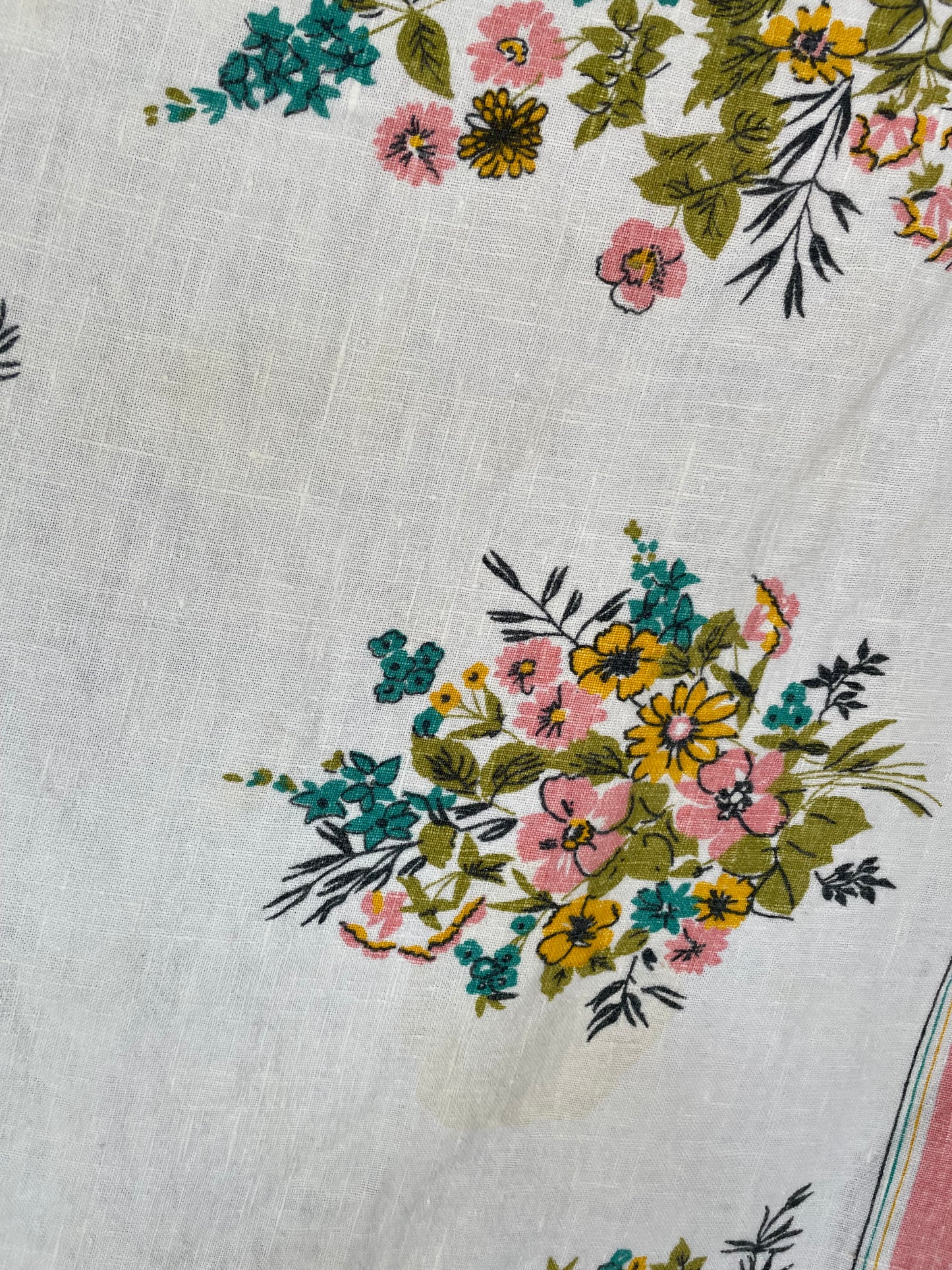 vintage floral linen table cloth / park blanket