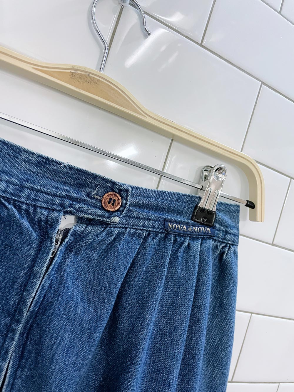 vintage nova nova ruffle hem denim midi skirt