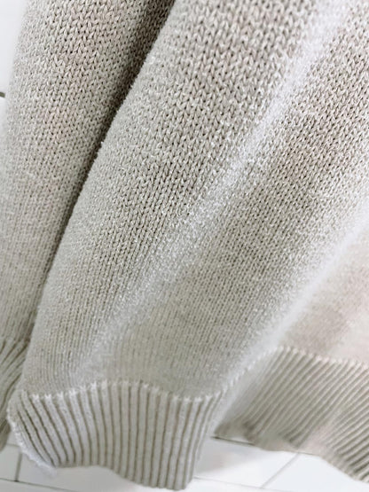 tahari v-neck oatmeal knit sweater