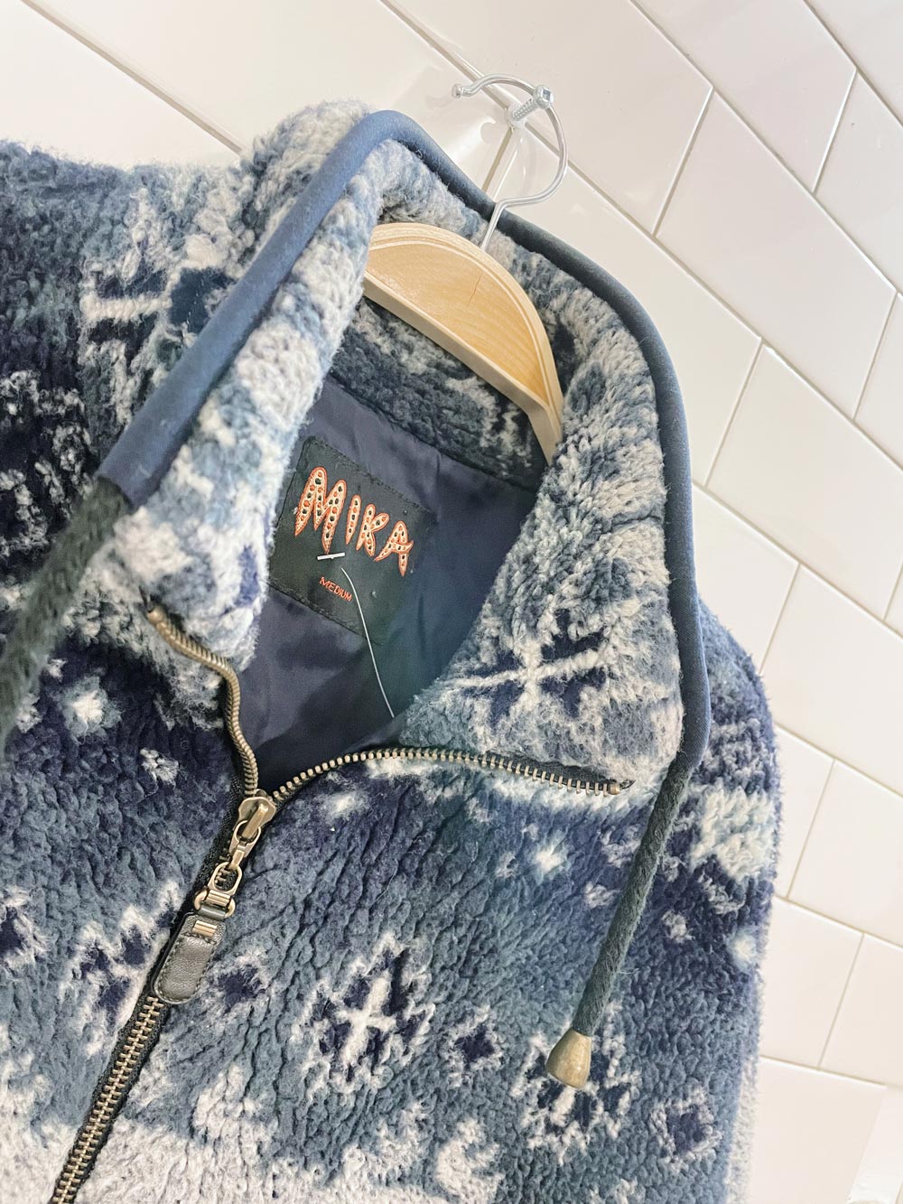 vintage 00s mika nz fleece jacket