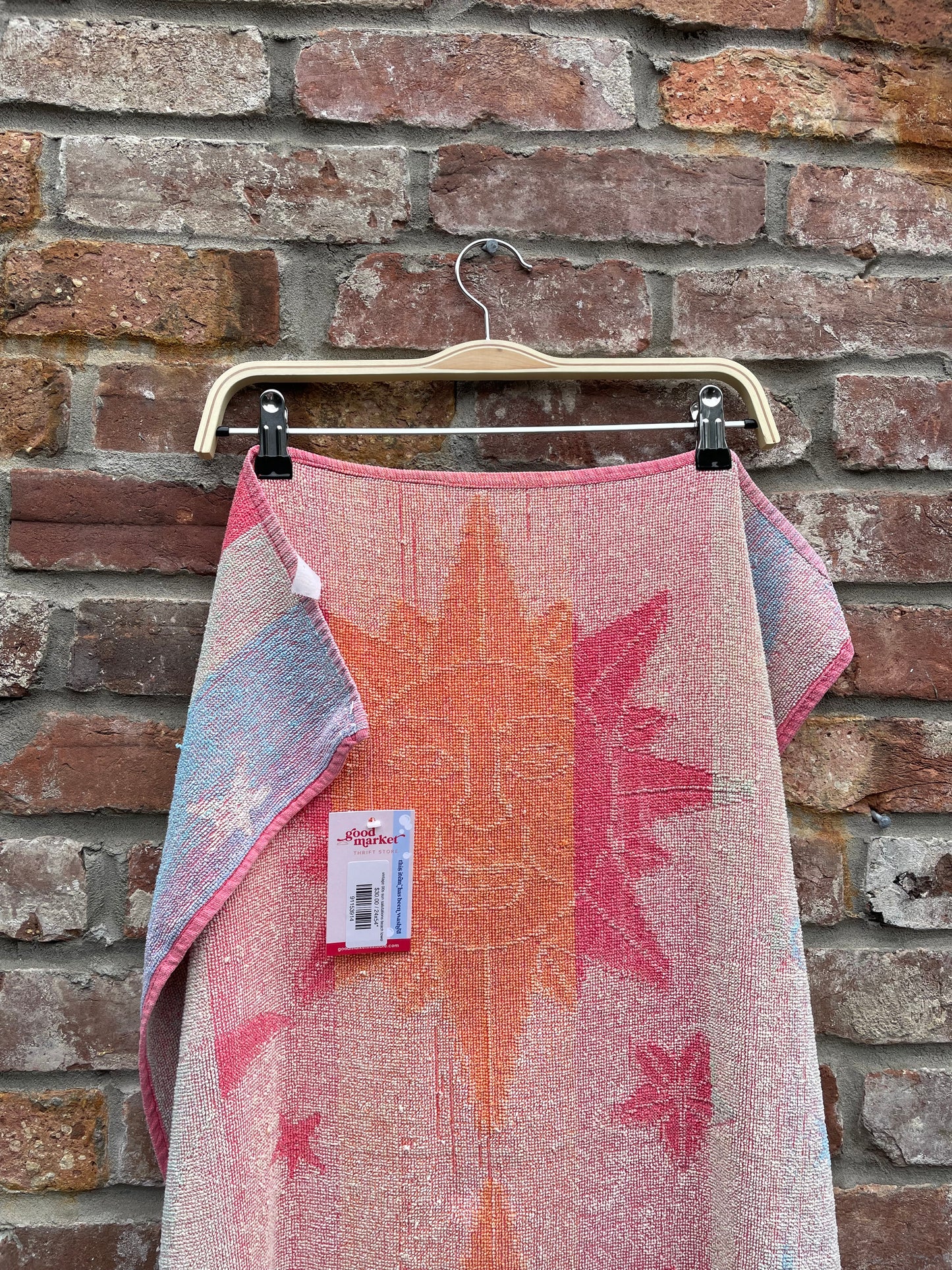 vintage 00s sun salutations beach towel