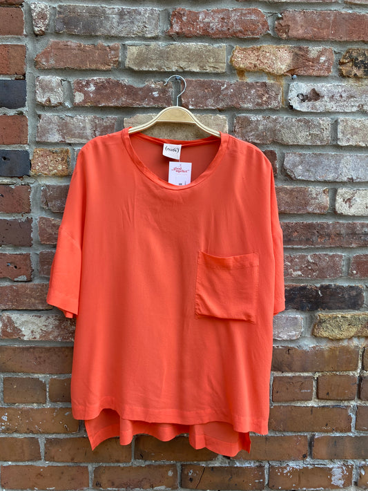 (nude) silk pocket tee