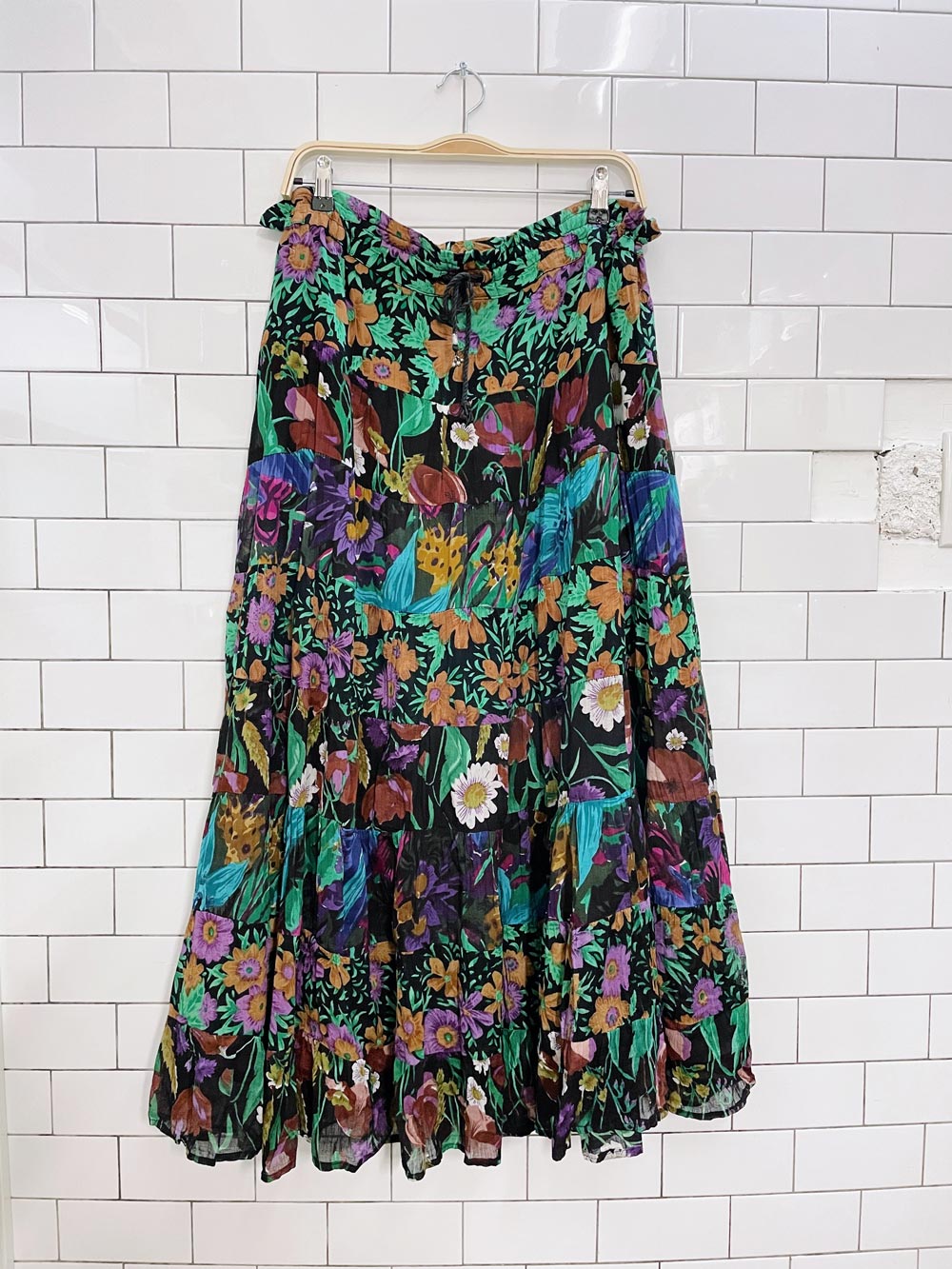 vintage 90s boho flowy tiered maxi skirt