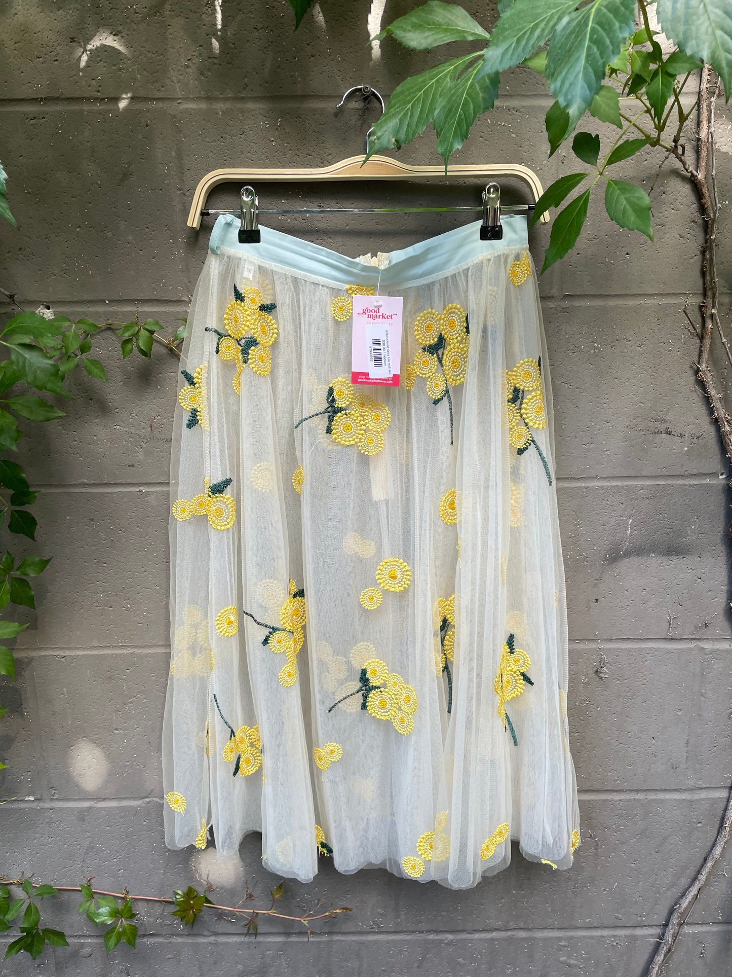 embroidered daisy tule midi skirt