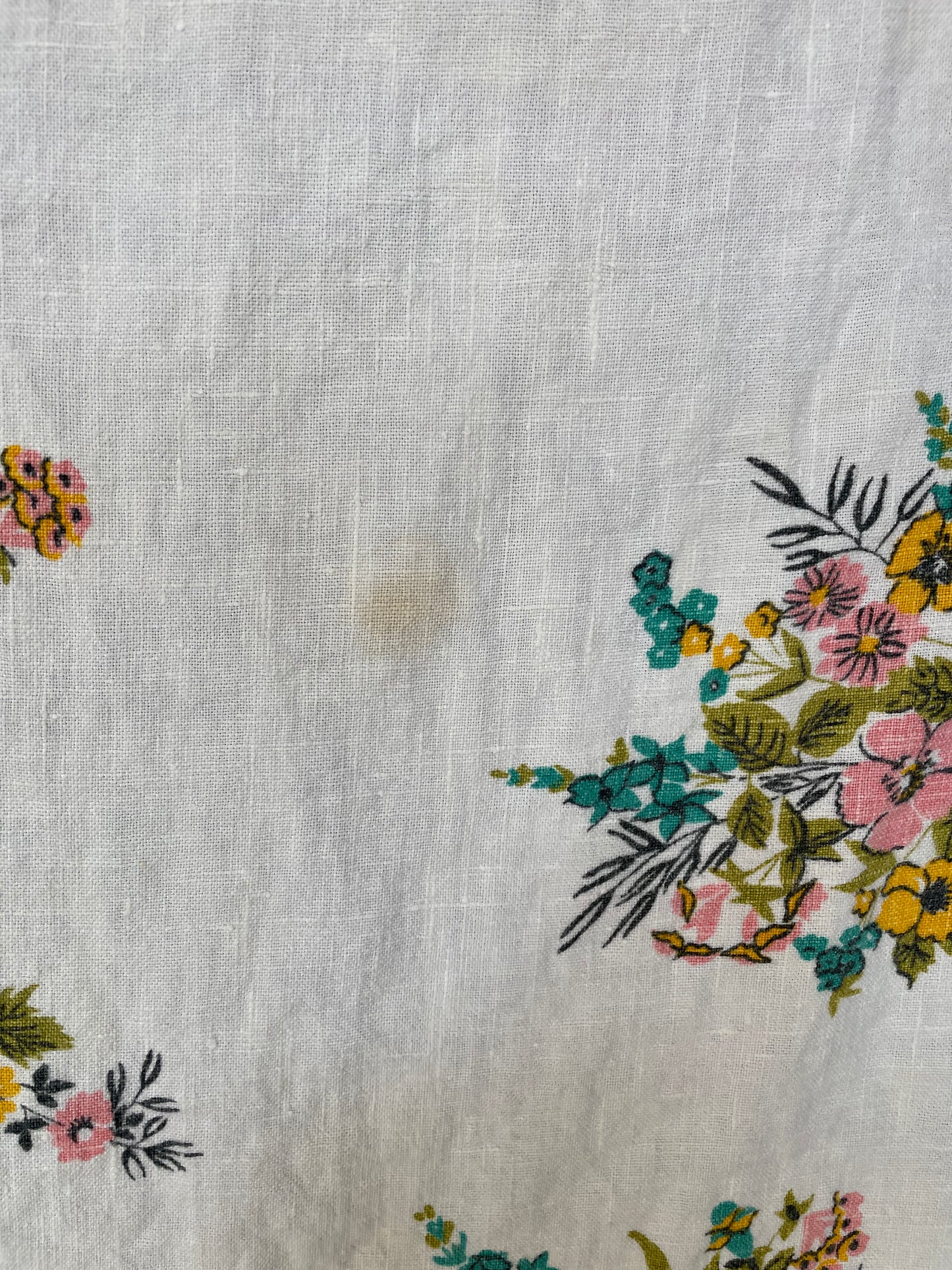vintage floral linen table cloth / park blanket