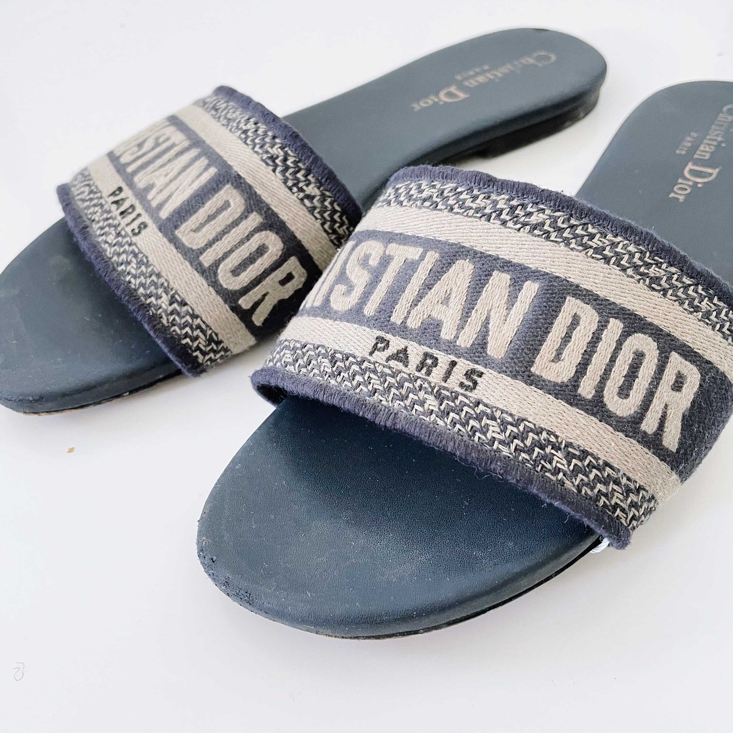 dior 2023 embroidered cotton dway slides