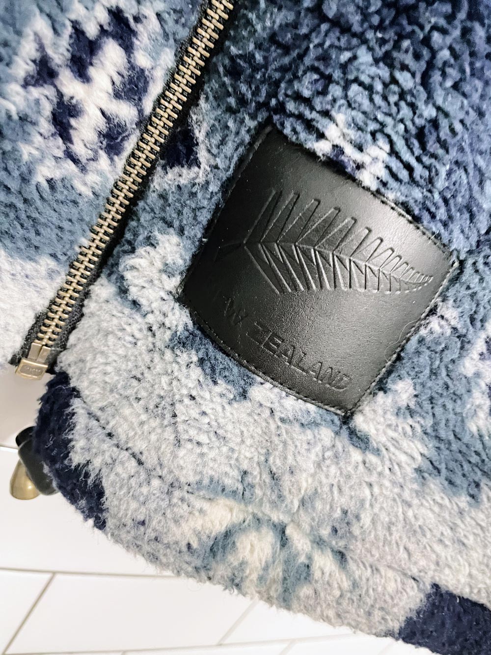 vintage 00s mika nz fleece jacket