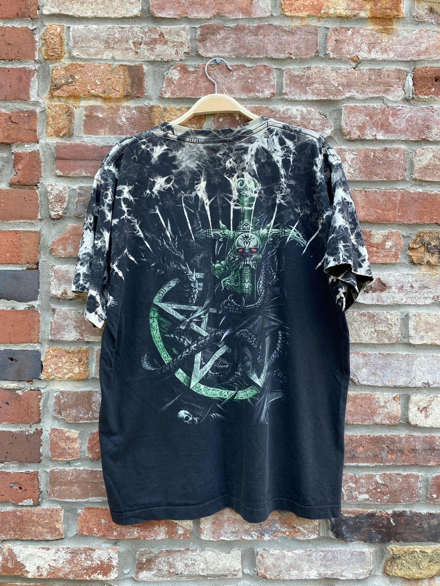 vintage 90s survivors skull tee