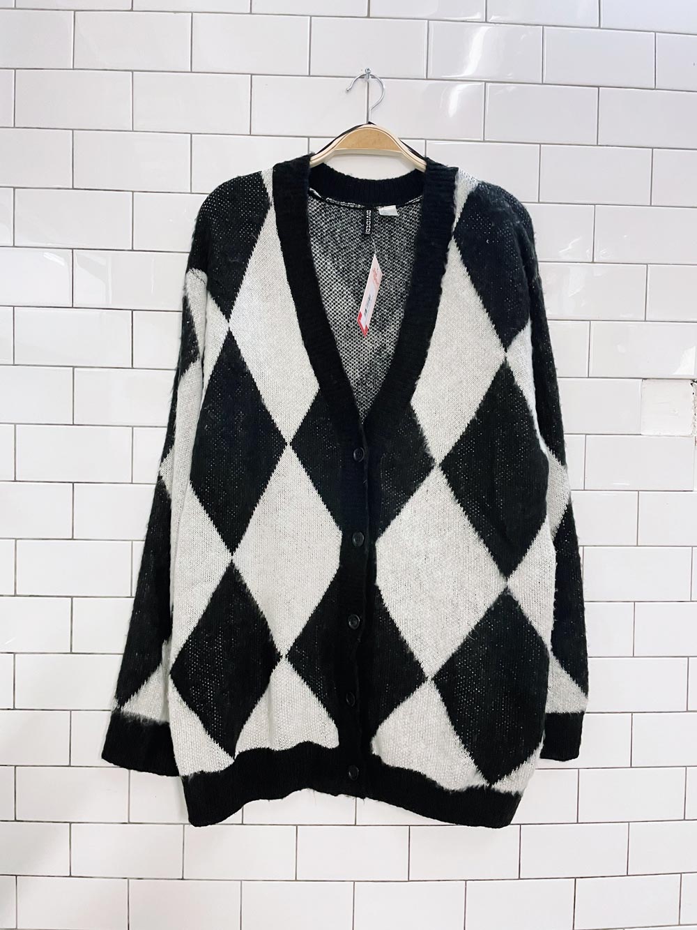 h&m oversized argyle knit cardigan