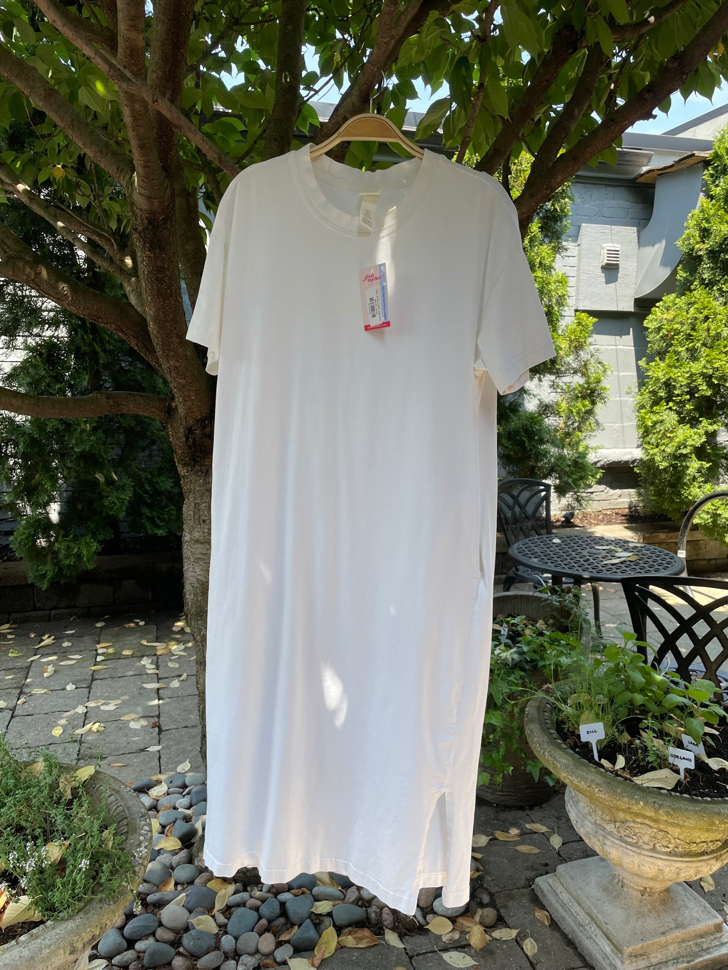 h&m white t-shirt midi dress
