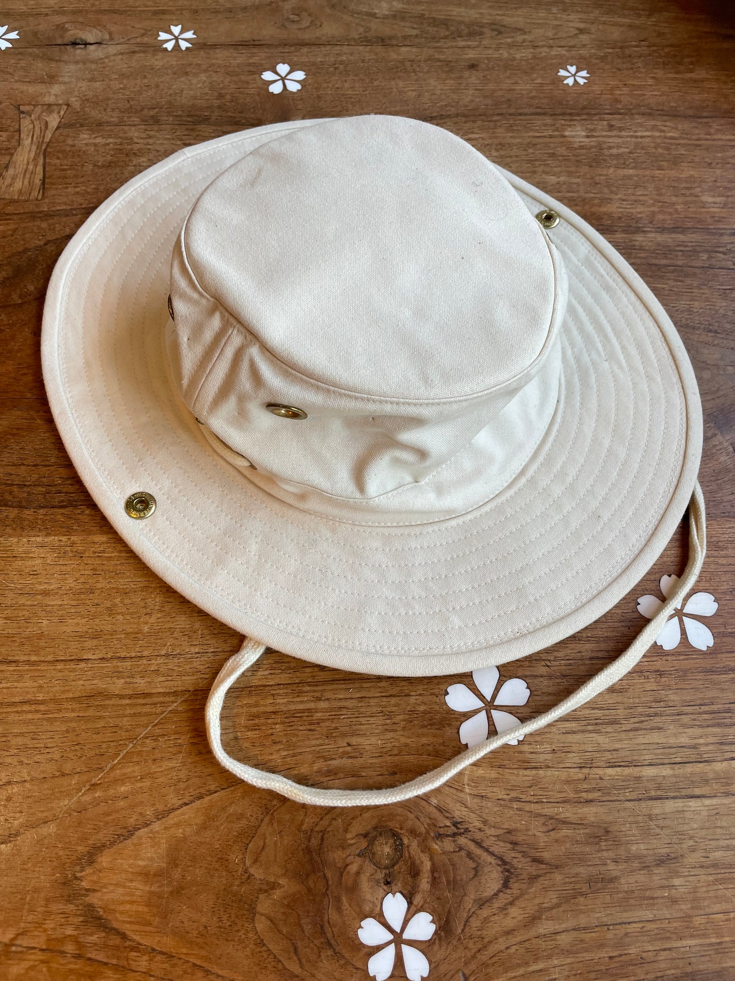 vintage tilley hat