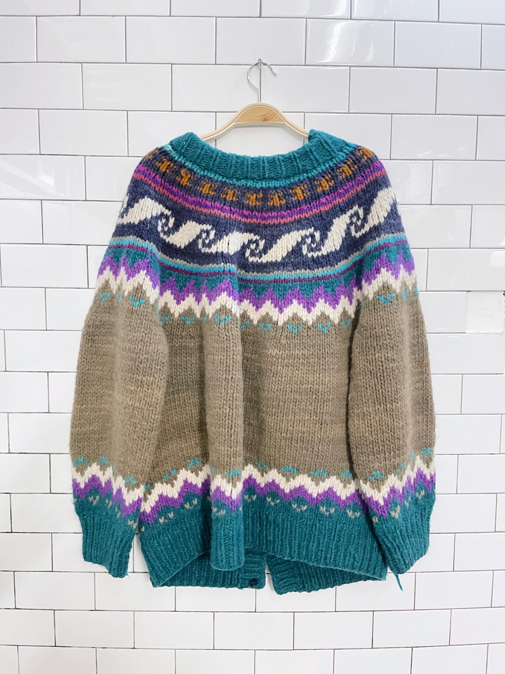 vintage nueva 100% wool chunky cardigan jacket