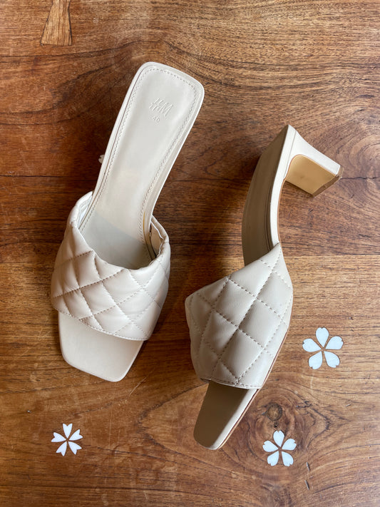 h&m 2024 quilted mules