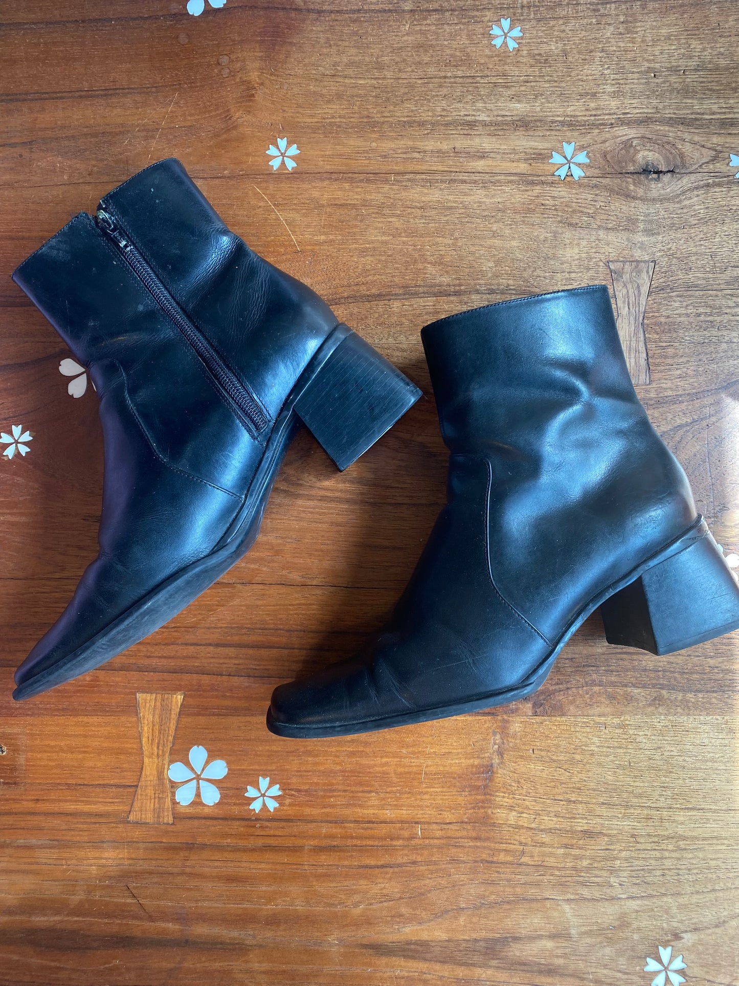 vintage passofino square toe leather boot