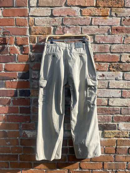 vintage 00s levi's baggy cargo pants
