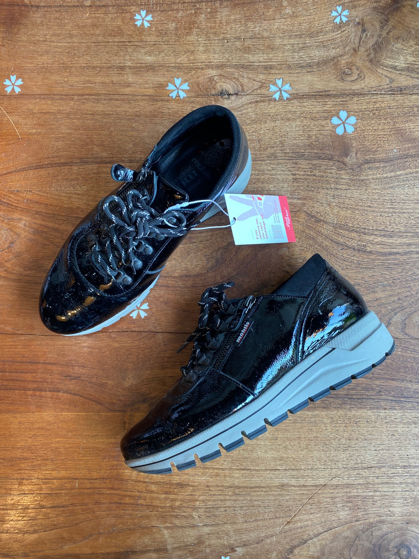 mobils patent leather gwenn sneakers