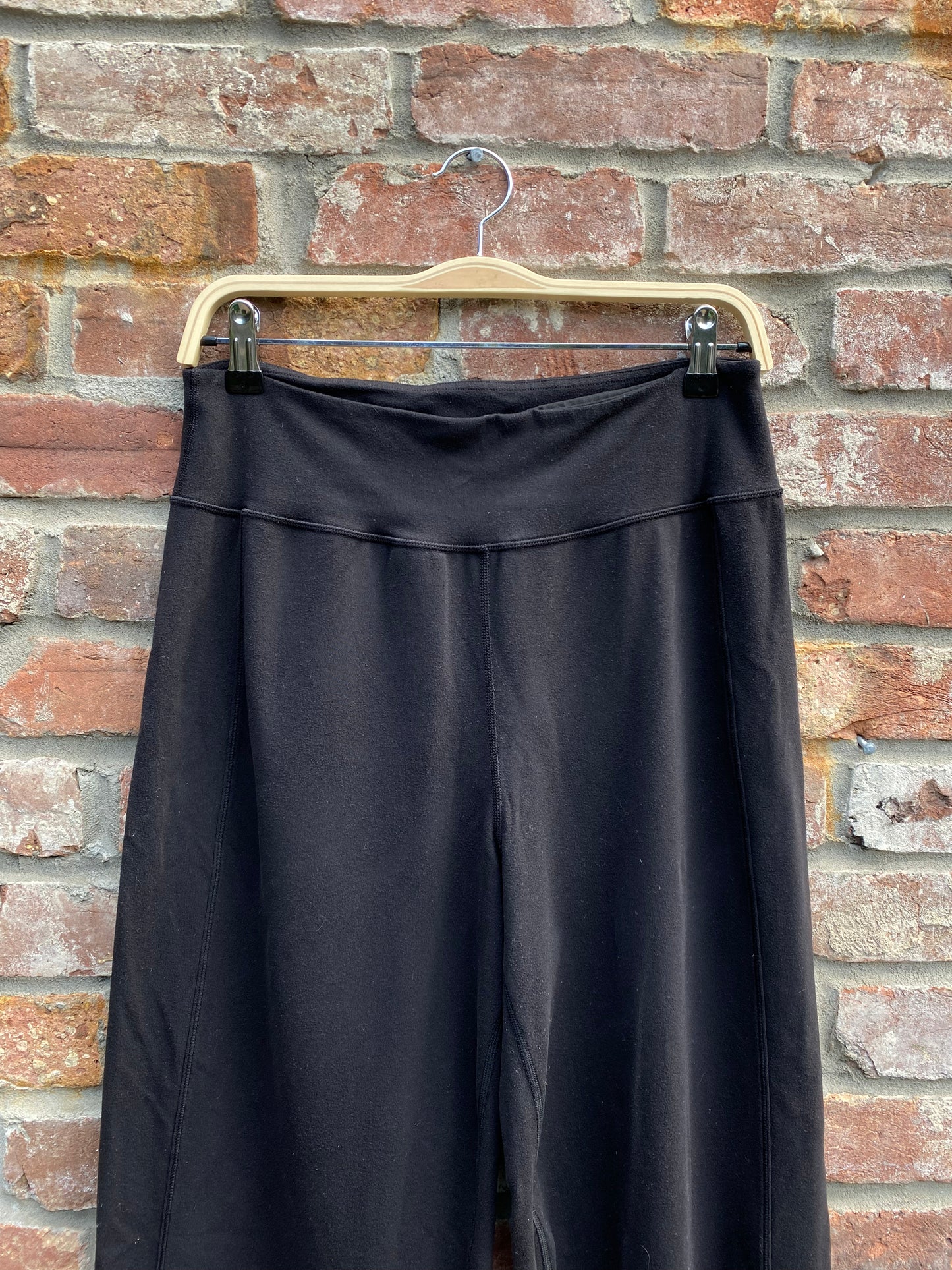 lululemon tie hem yoga pant