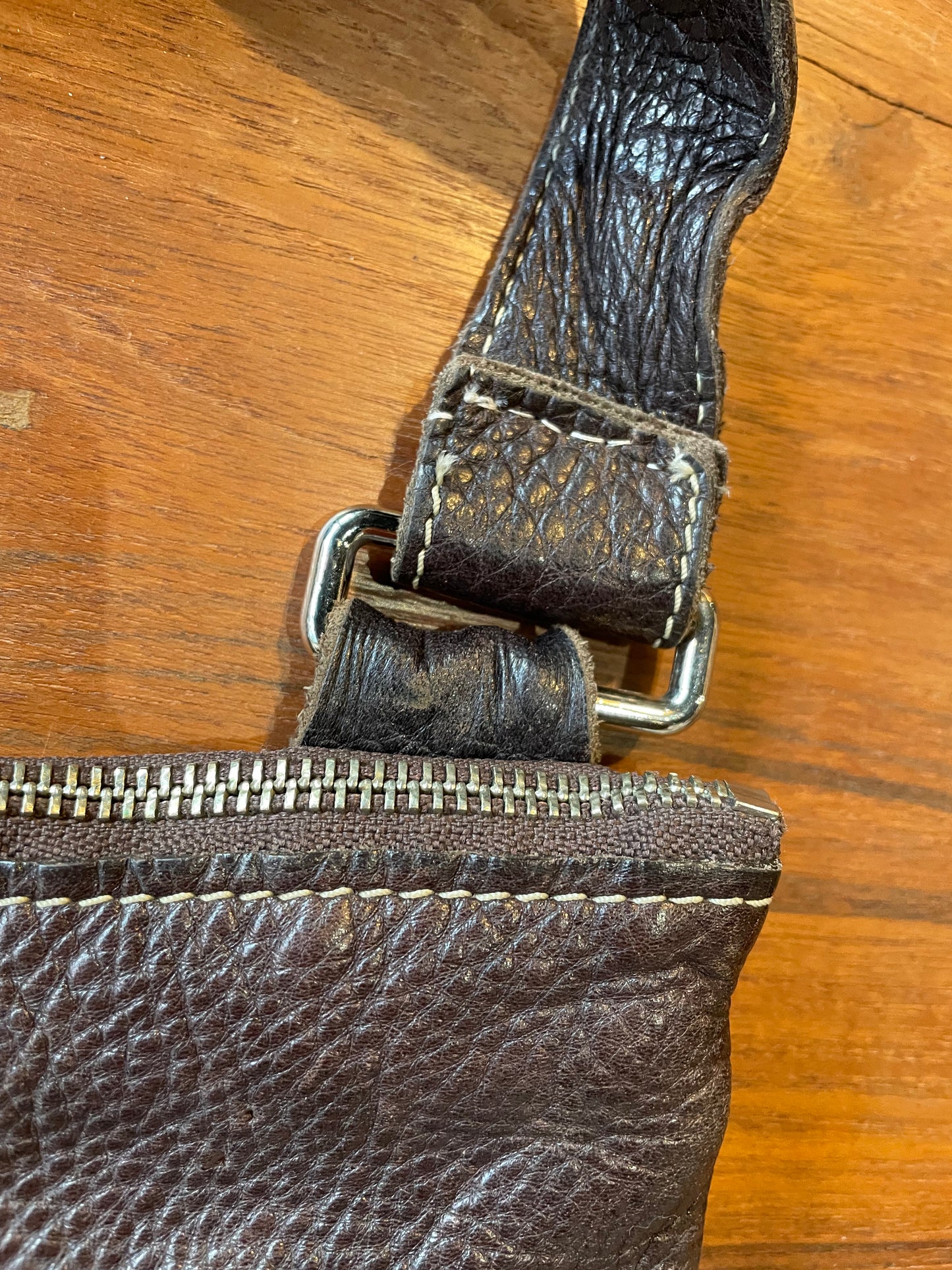 roots venetian village tribe leather bag