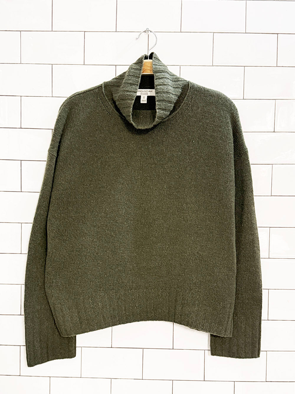 banana republic 100% cashmere mock neck boxy knit sweater