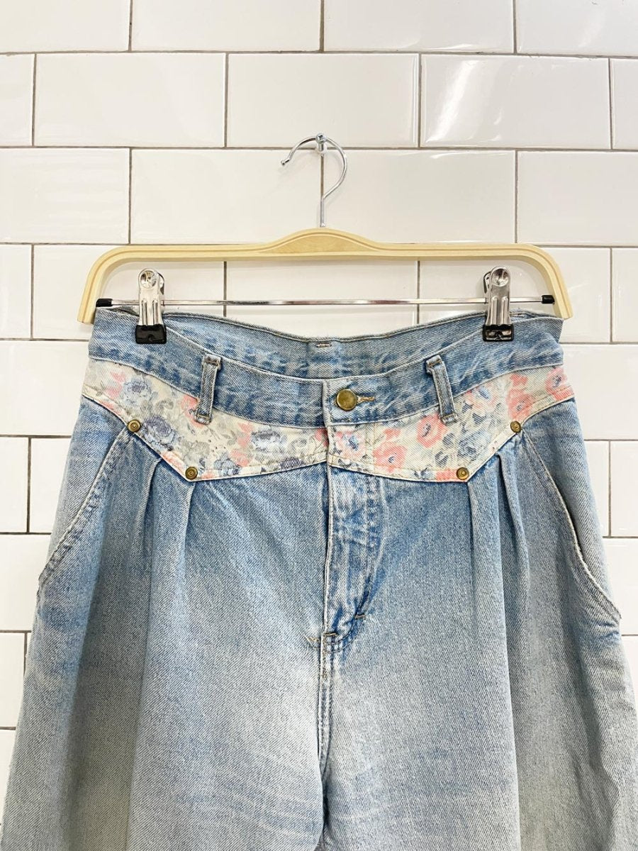 vintage 90s bluenotes floral waist tapered jeans - good market thrift store