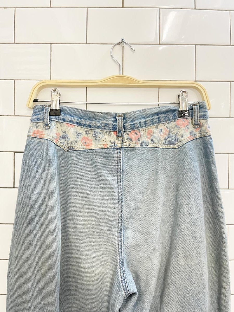 vintage 90s bluenotes floral waist tapered jeans - good market thrift store