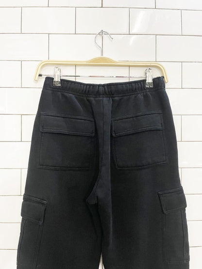 tna sweat fleece cozy cargo sweat pant - good market thrift store