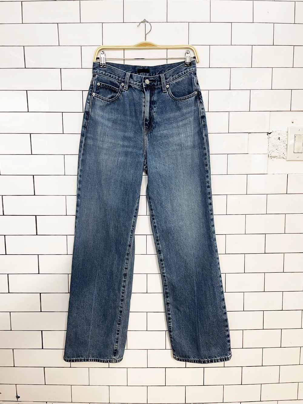 uniqlo high rise straight leg jeans