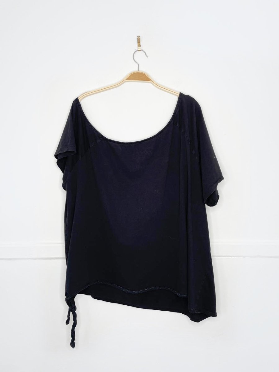 goodie two sleeves blondie off one shoulder tee | 2021 - good market thrift store