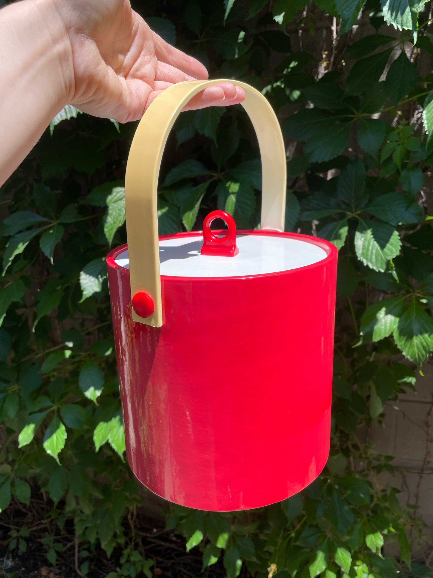retro red pastic ice bucket