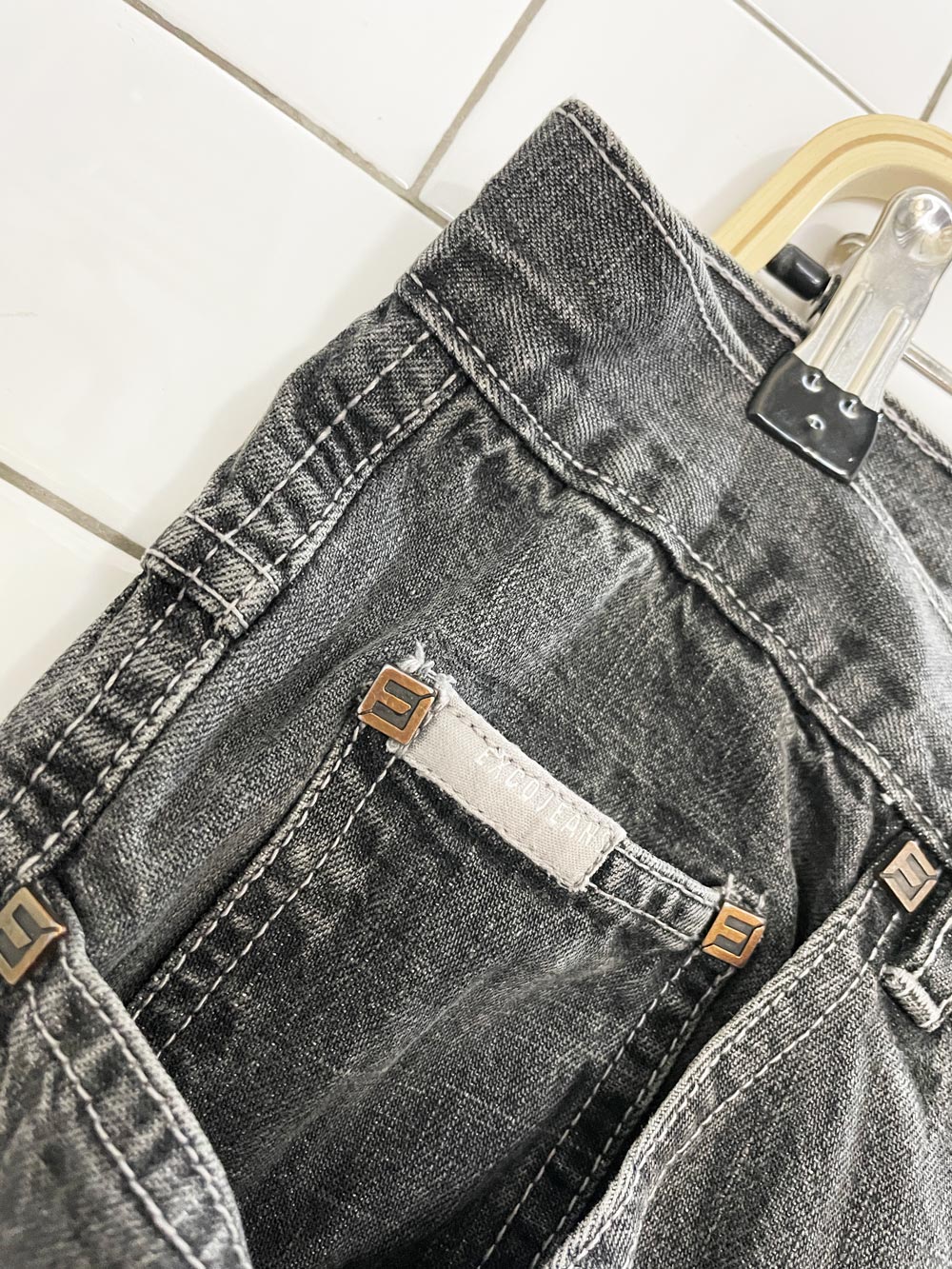 y2k exco baggy distressed bulldog jeans