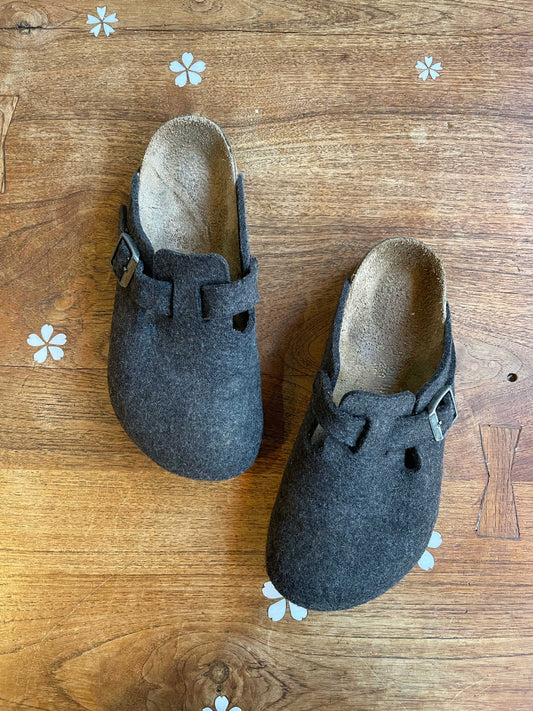 birkenstock boston felt wool clogs