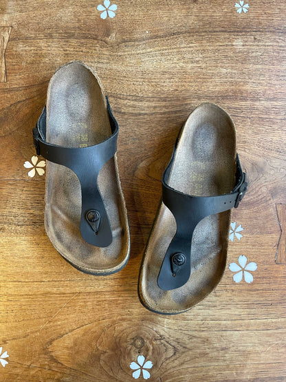 birkenstock black leather gizeh sandal